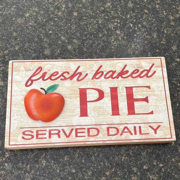 ⭐️SOLD⭐️ Fall decor 🍁 - Picture 2 of 5